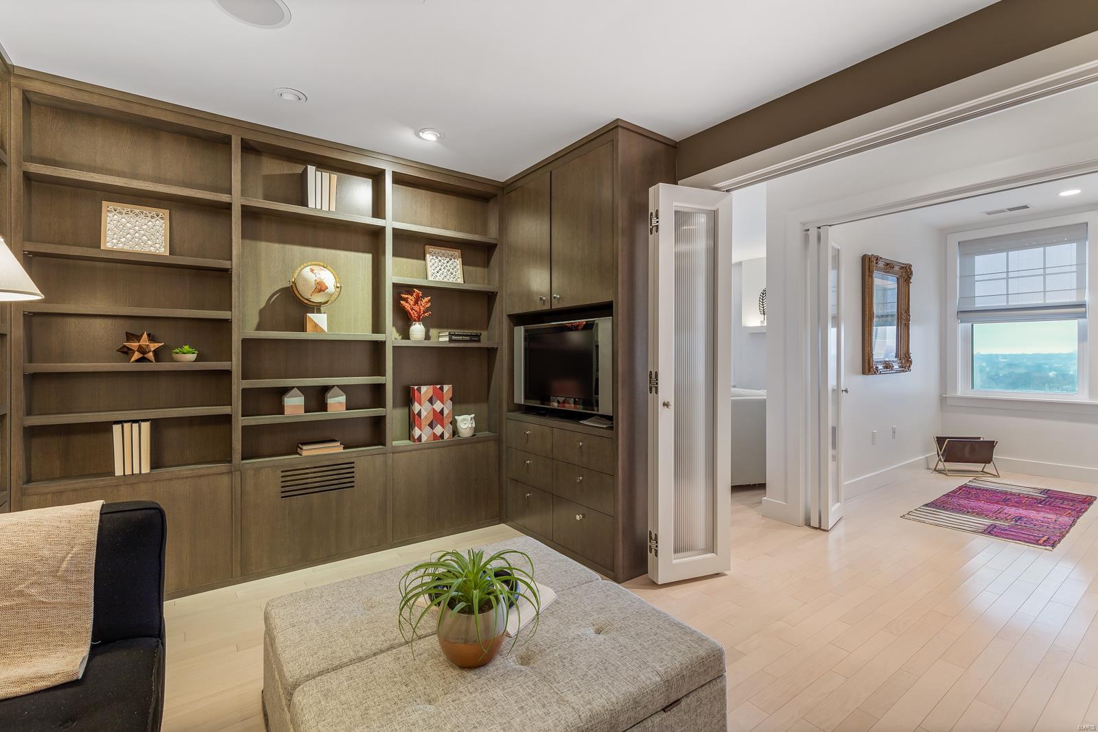 Park Plaza Residential Condo - Residential