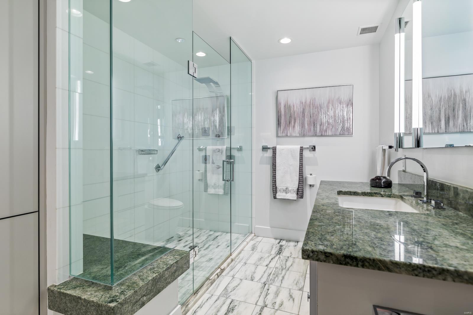 Park Plaza Residential Condo - Residential