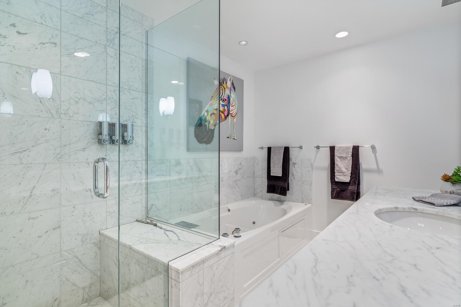 Park Plaza Residential Condo - Residential