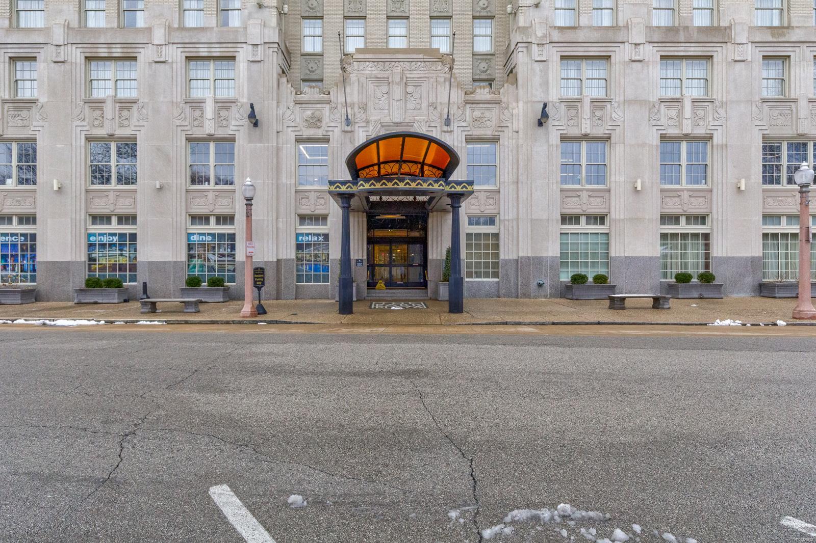 Park Plaza Residential Condo - Residential