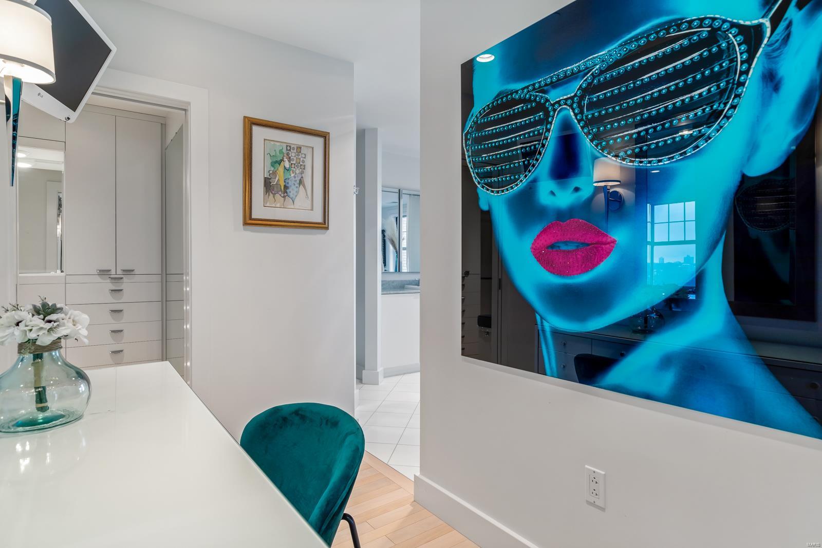 Park Plaza Residential Condo - Residential