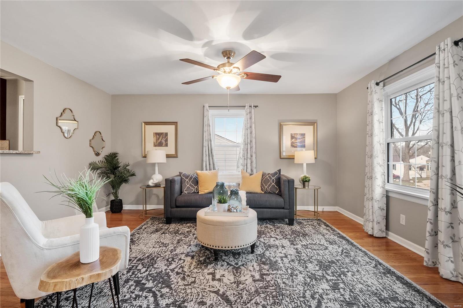 St Louis, Missouri 63119, United States, 3 Bedrooms Bedrooms, ,2 BathroomsBathrooms,Residential,Pending,25513