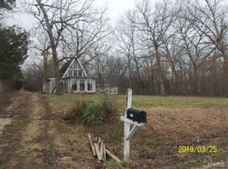 Property to be sold "as is" .*** Freddie Mac First Look Initiative: Owner occupied offers first 20 days in MLS thru 05/05/2019 . Seller has 21-Day Offer Submission Period 04/16/2019-05/06/2019. Highest and Best offer to be submitted by buyer. See attached 21-Day Marketing Period Offer Form. Owner occupied affidavit required (see attached). Special addendums after acceptance- min. $1000 earnest money in form of cashiers check payable to List Co. along w/ prequal/proof of funds required with all offers. “ Seller will not complete any repairs to the subject property, either lender or buyer requested" the property is sold in AS IS condition. SpecialListingConditions: Foreclosure