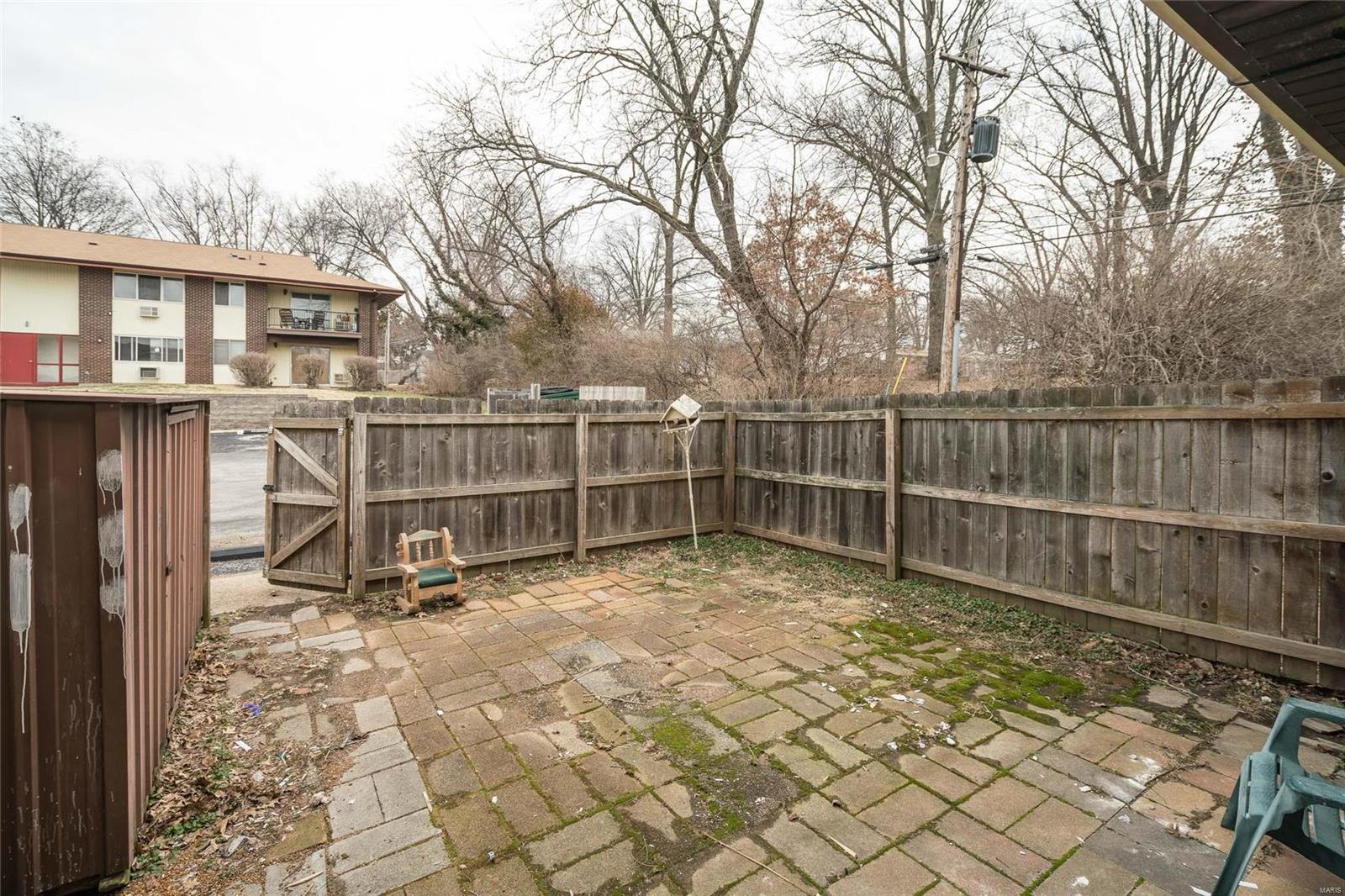 Hazelcrest Condo - Residential