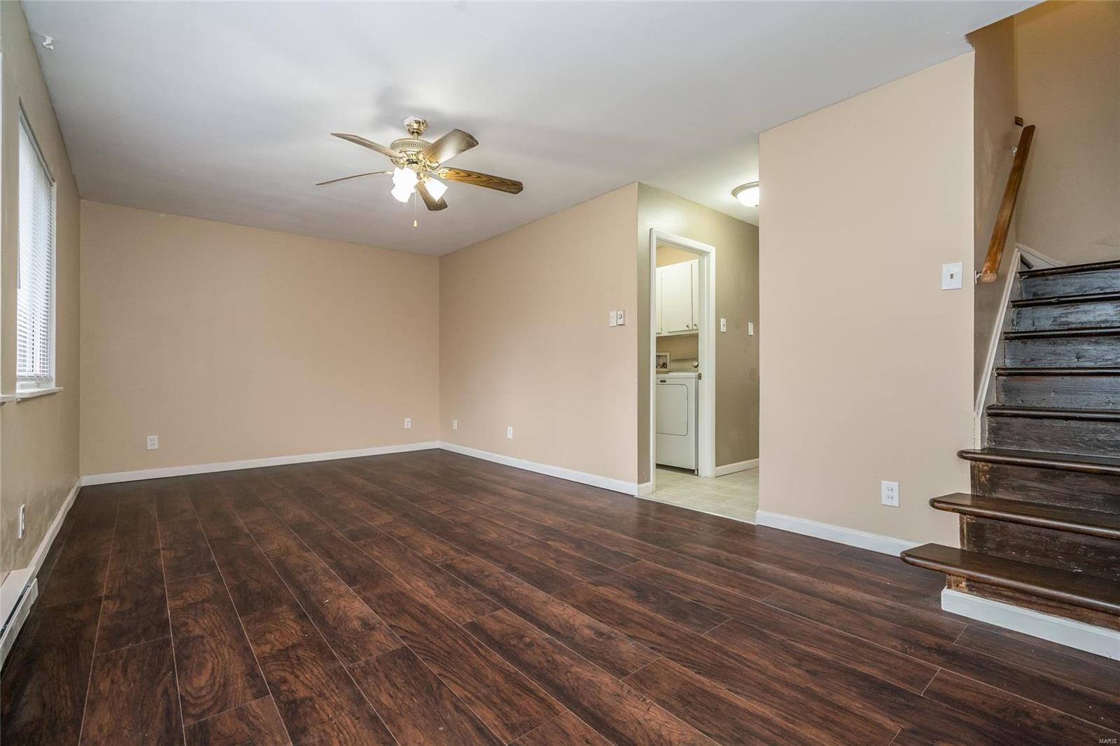 Hazelcrest Condo - Residential