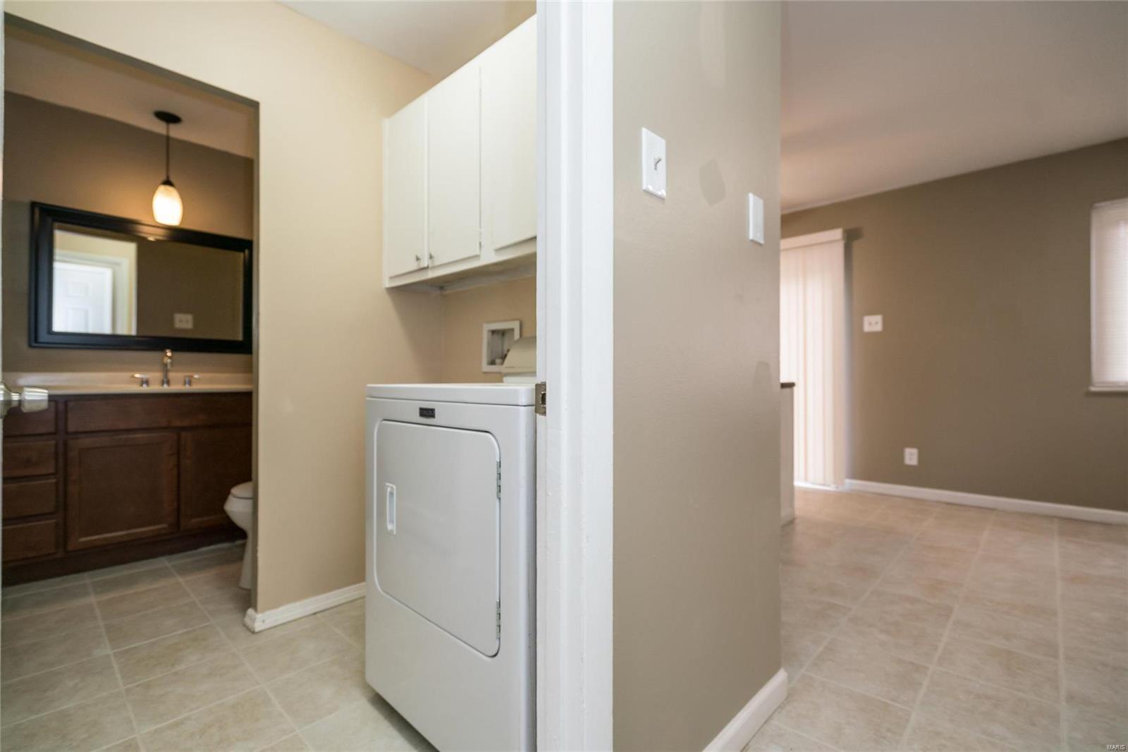 Hazelcrest Condo - Residential