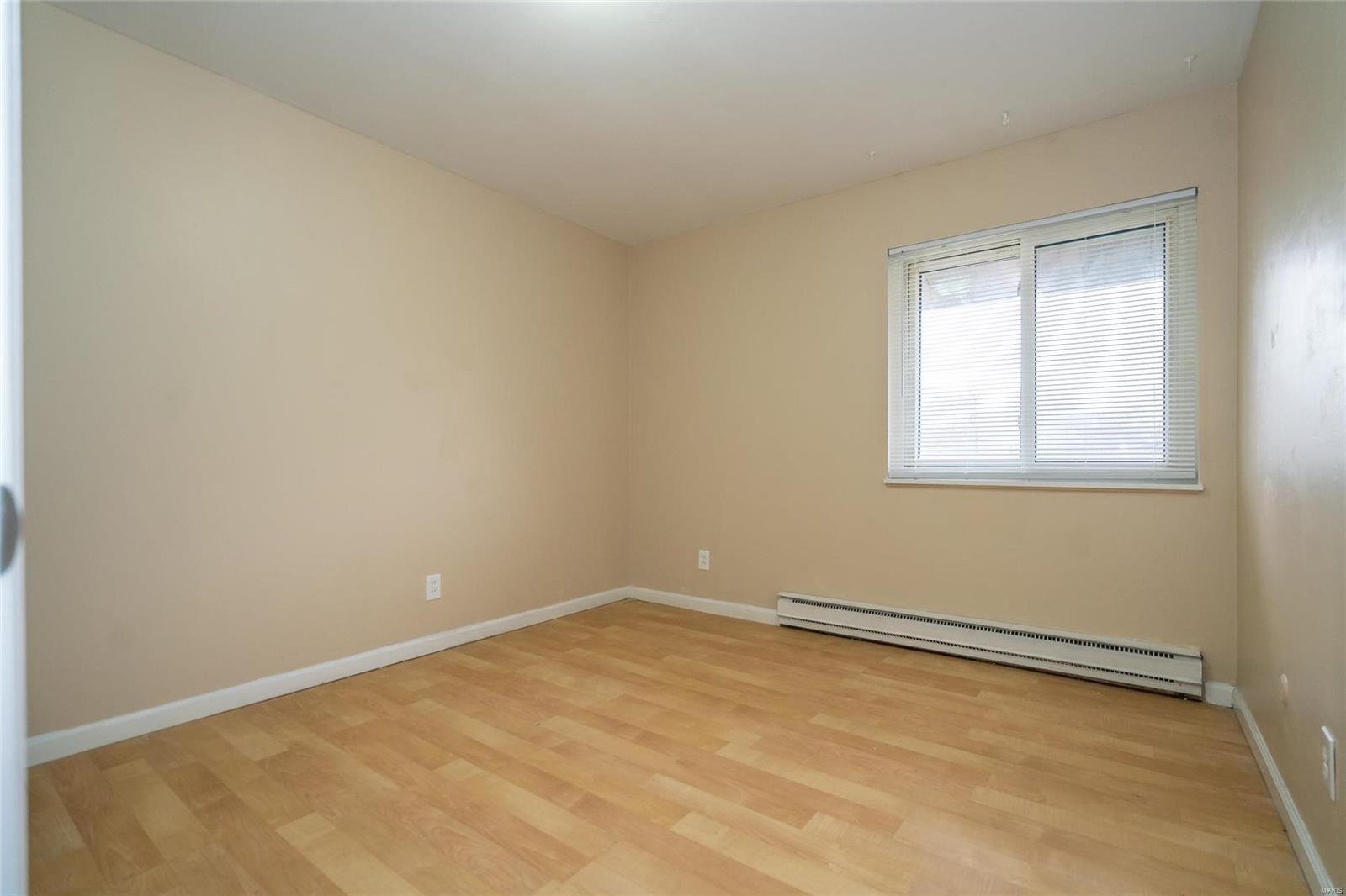 Hazelcrest Condo - Residential