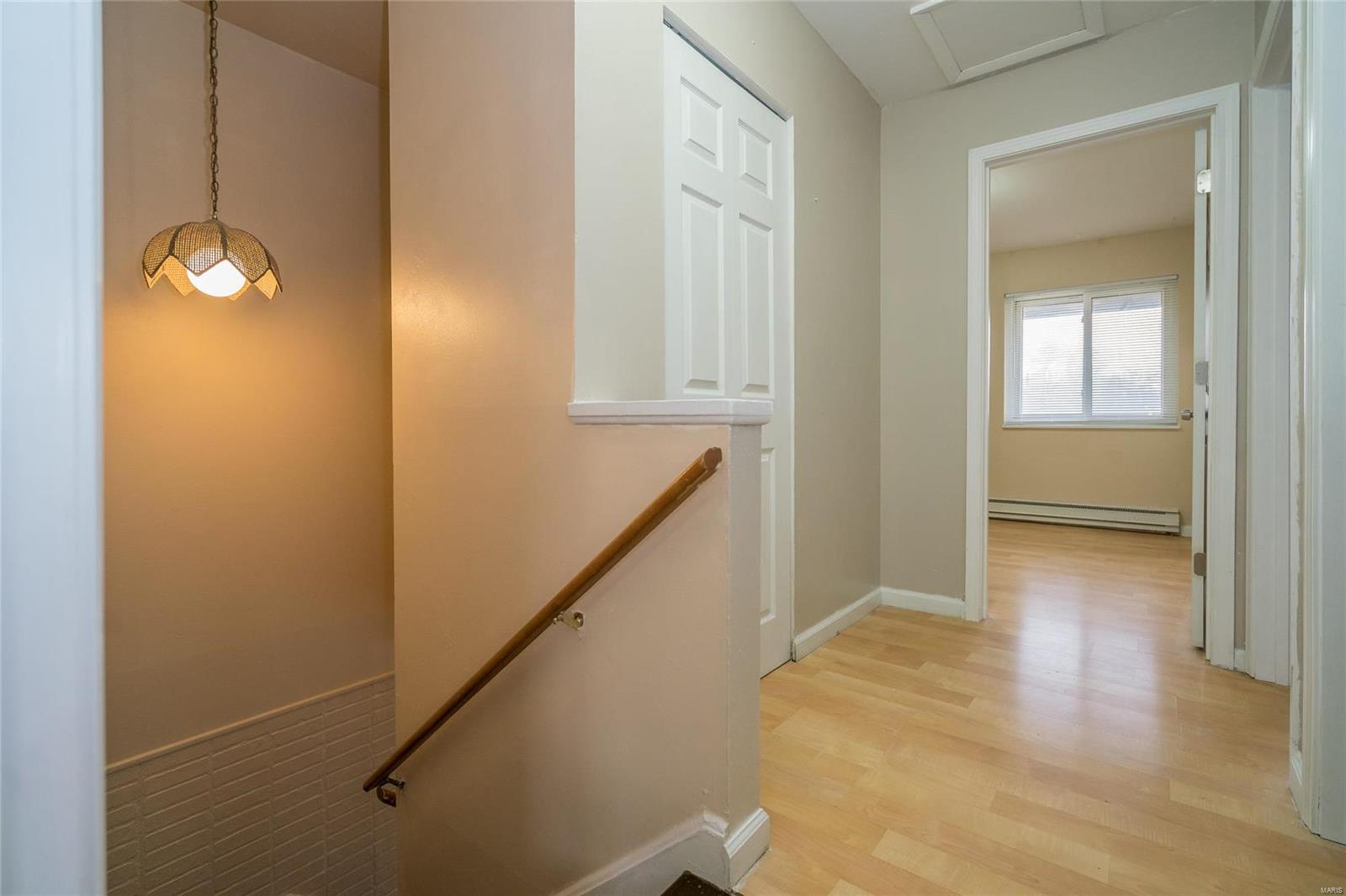 Hazelcrest Condo - Residential