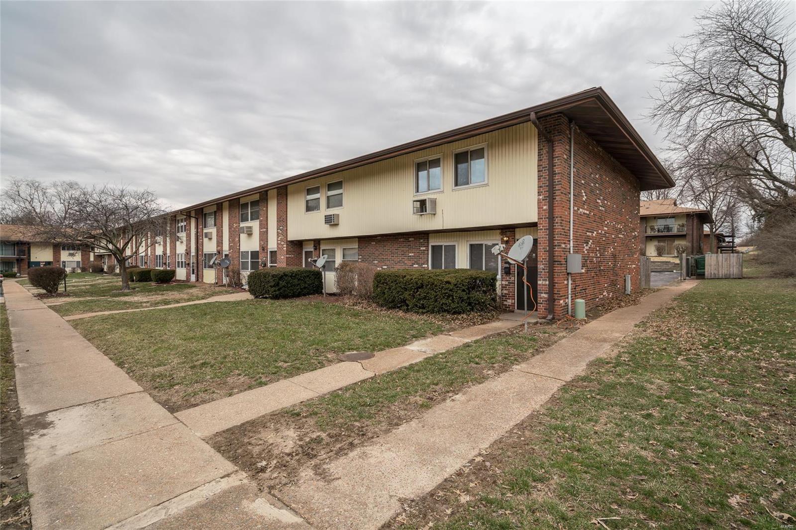 Hazelcrest Condo - Residential