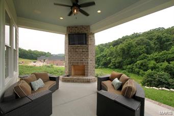 Breton Woods - Residential