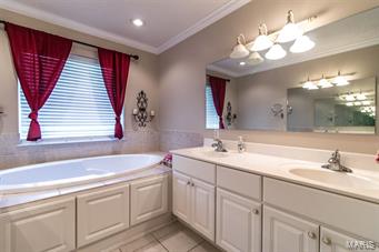 NON SUBDIVISION - Residential Lease