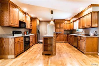 NON SUBDIVISION - Residential Lease