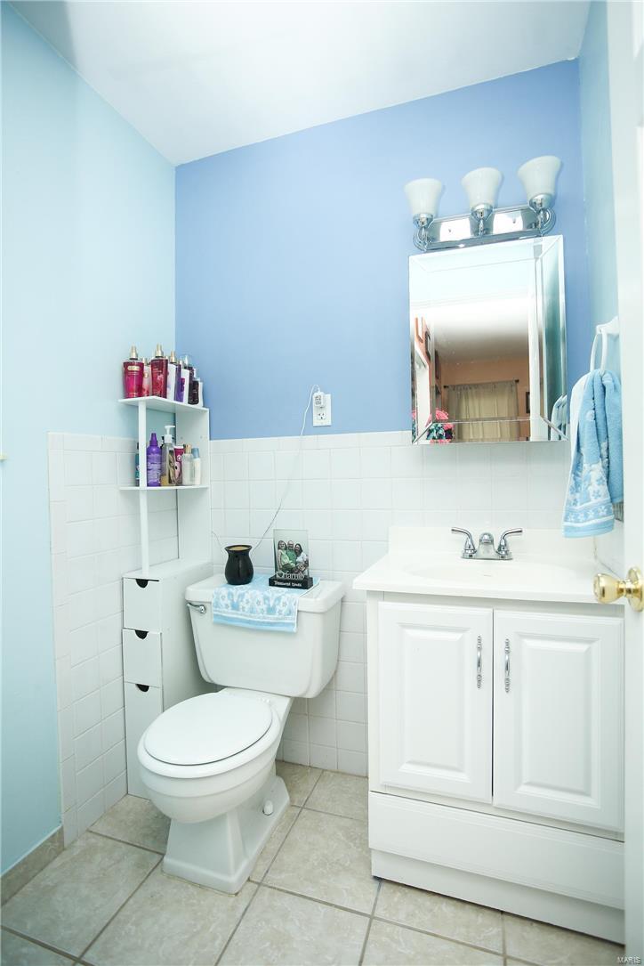 Mayer Wedgwood Green Pheasant Run - Residential