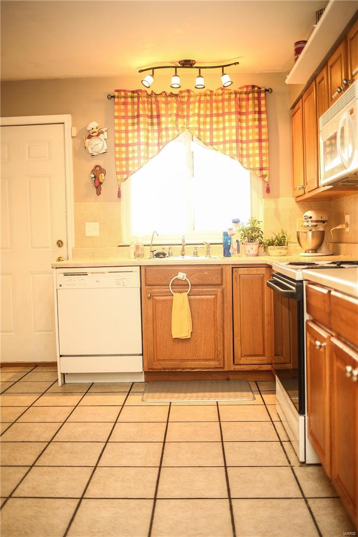 Mayer Wedgwood Green Pheasant Run - Residential