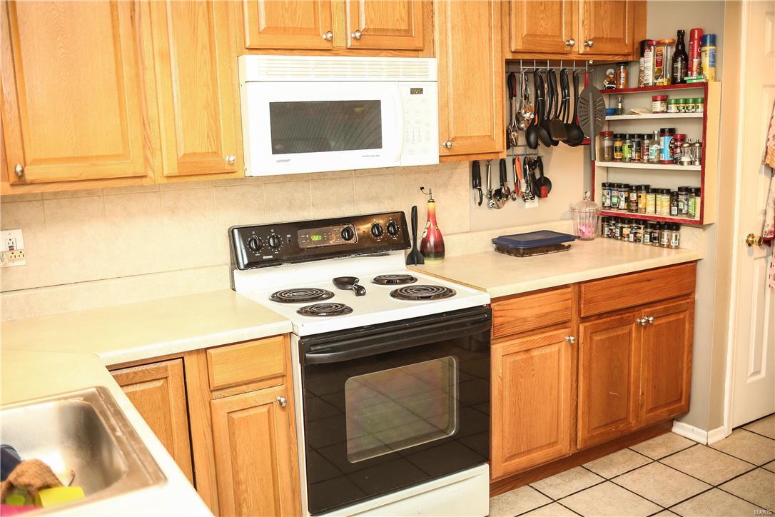 Mayer Wedgwood Green Pheasant Run - Residential