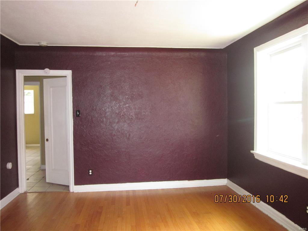 Halls Ferry Manor - Residential