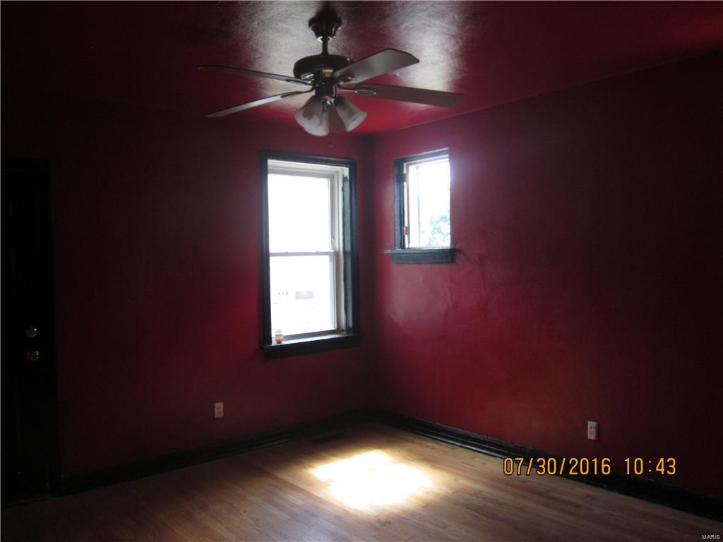 Halls Ferry Manor - Residential