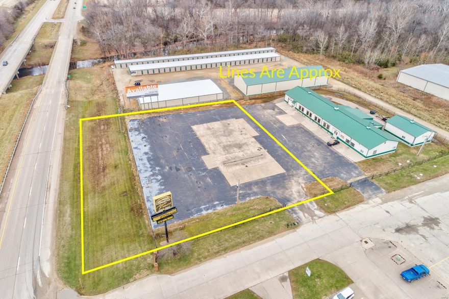 Excellent opportunity to start your business with Highway 67 south and north bound access.  A little over an acre with well and septic already available. Endless opportunities, bring your dreams and plans and get started. The Farmington area is full of growth and expansion why not be apart of it? Location: Corner Location, Hwy/Interstate Frntg