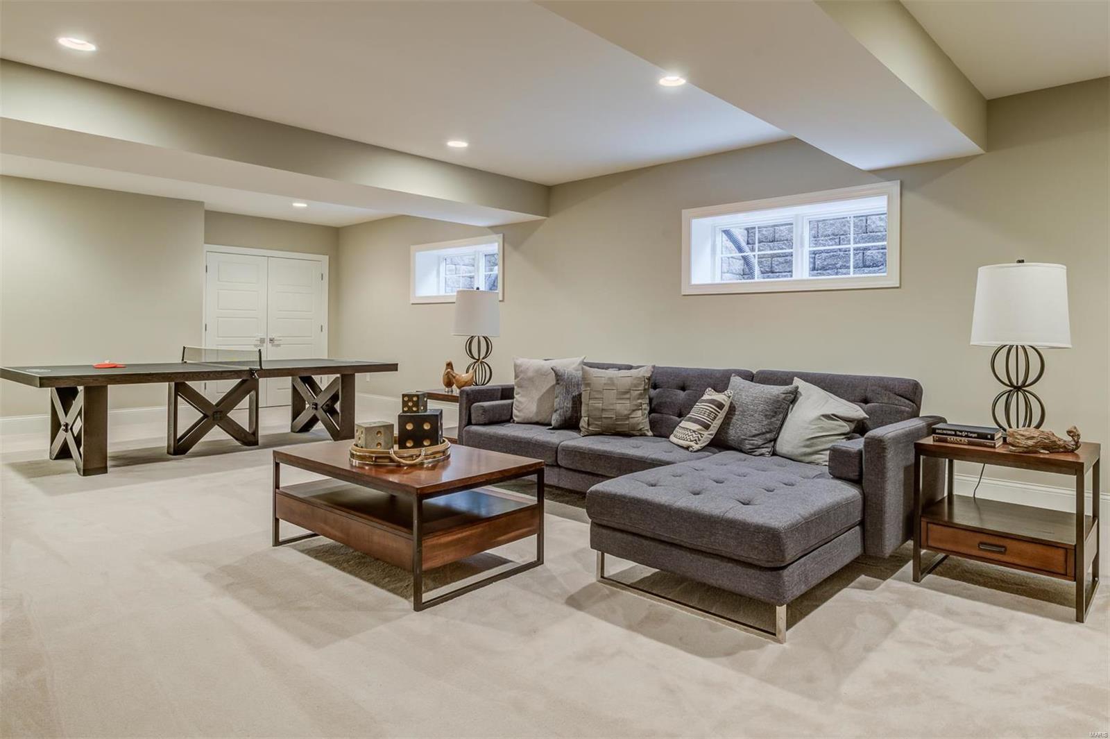 Davis Place - Residential