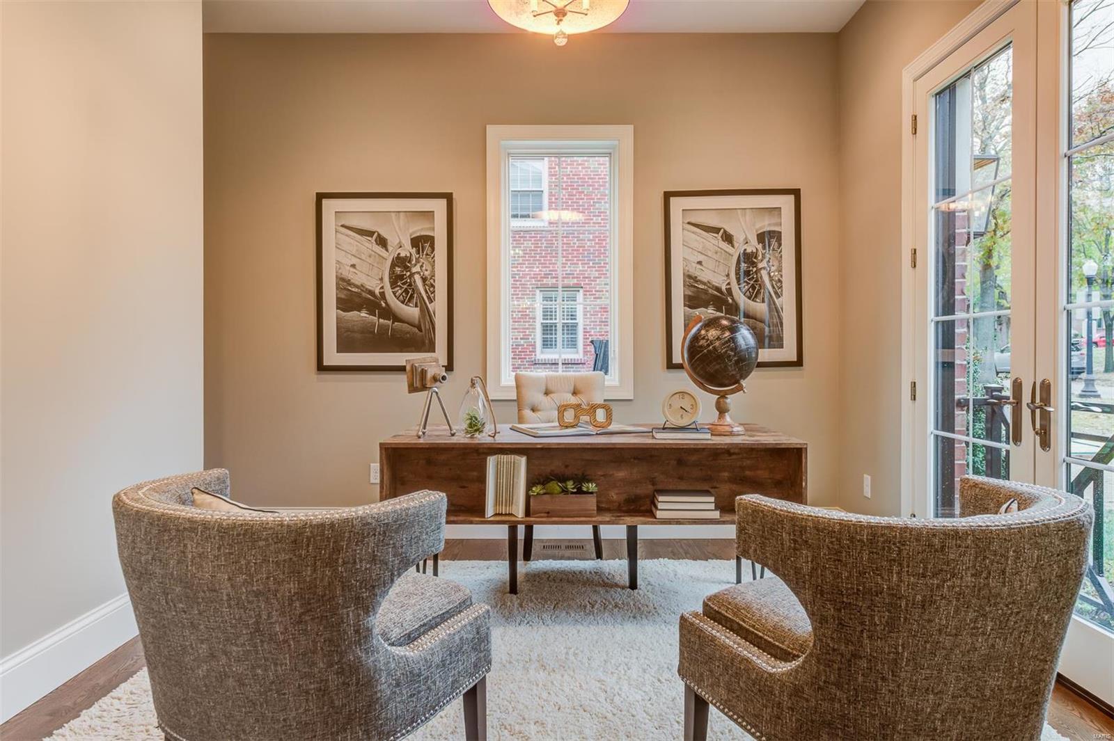 Davis Place - Residential