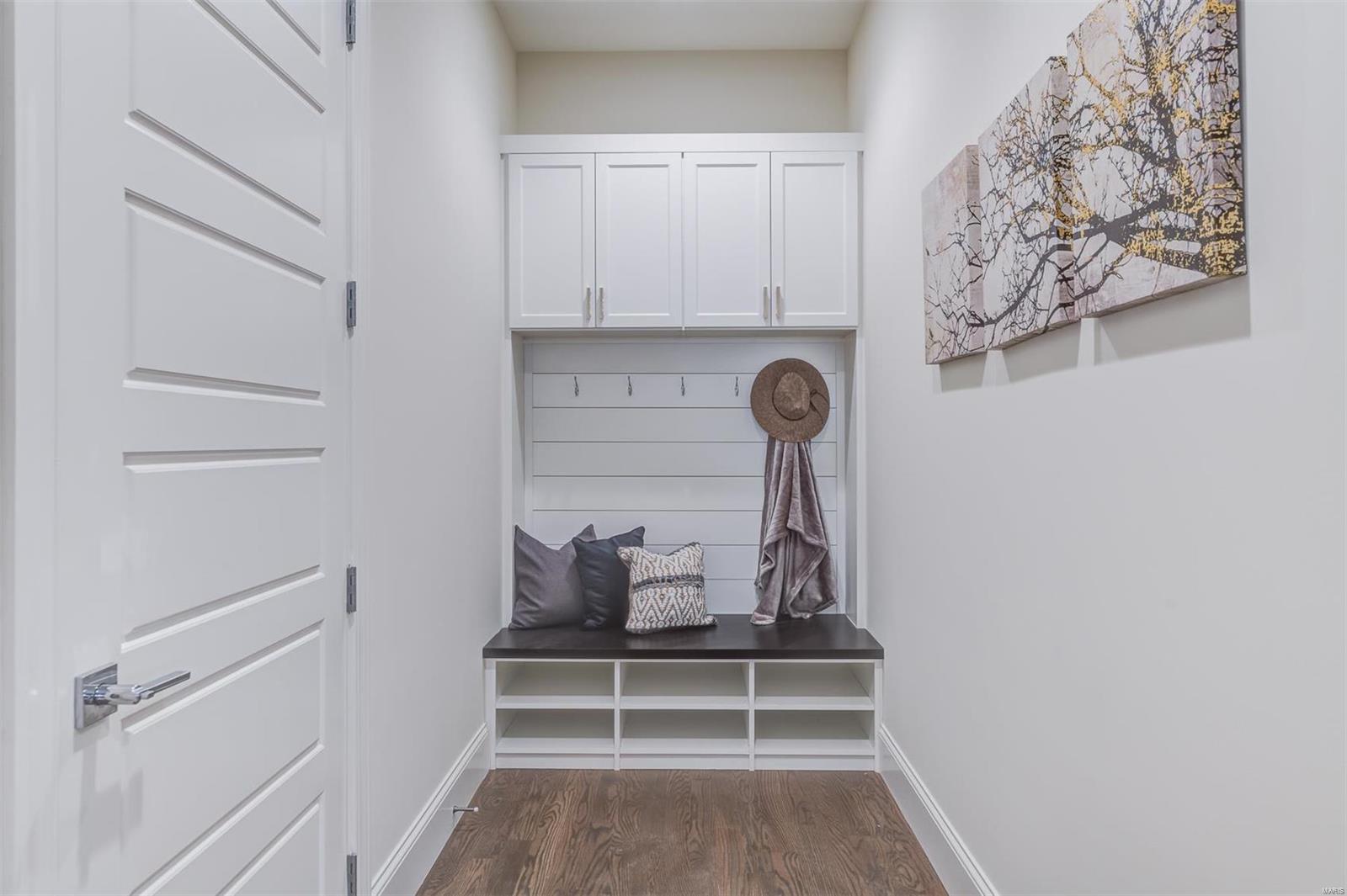 Davis Place - Residential