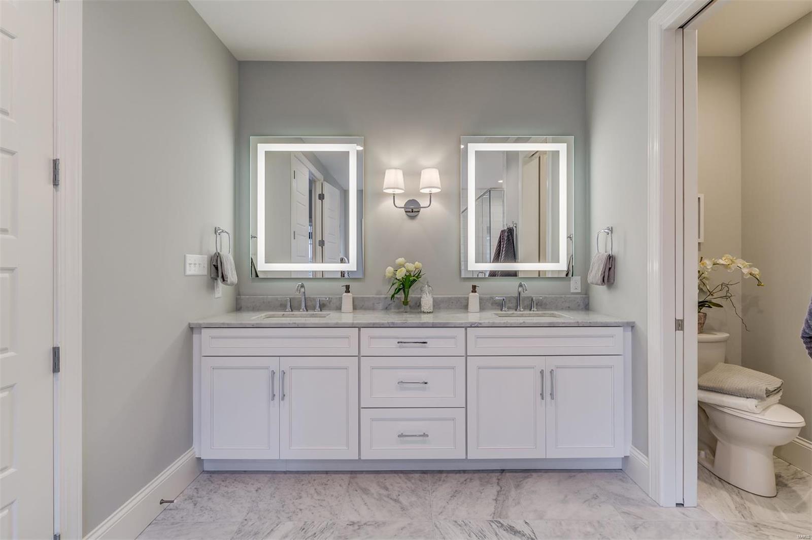 Davis Place - Residential