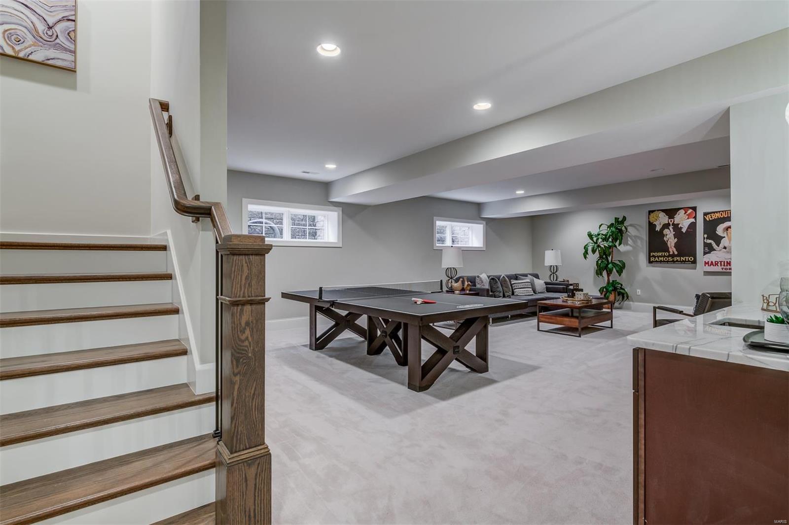 Davis Place - Residential