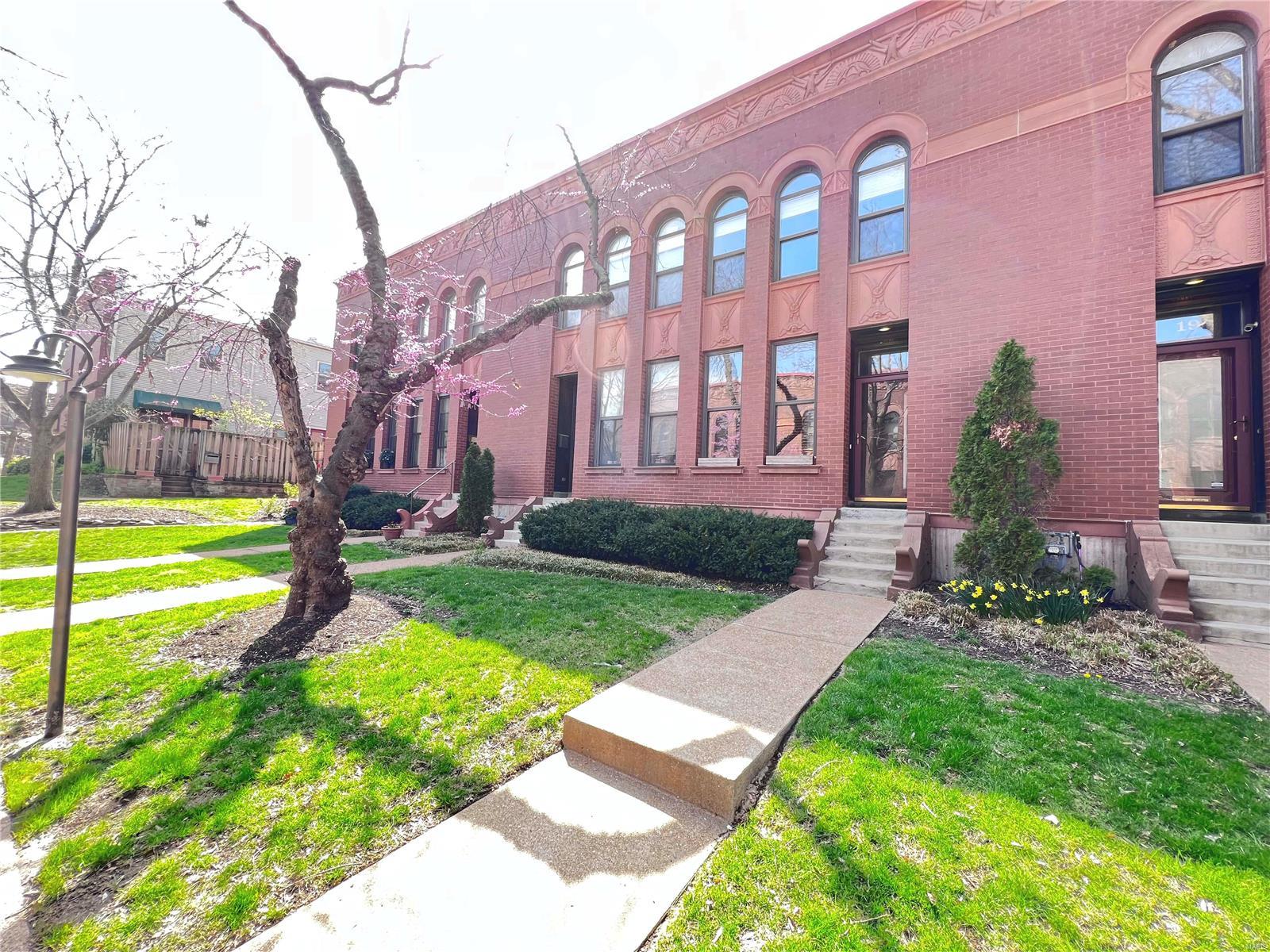 Laclede East - Residential