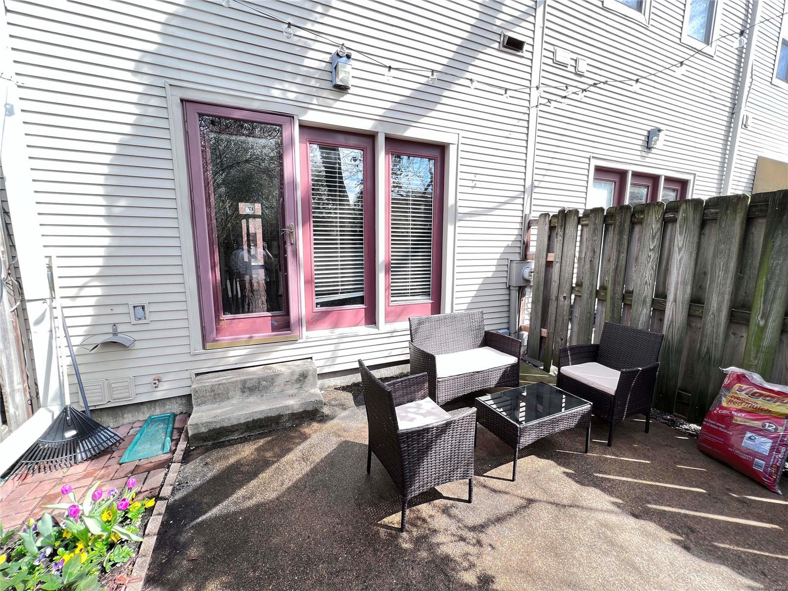 Laclede East - Residential