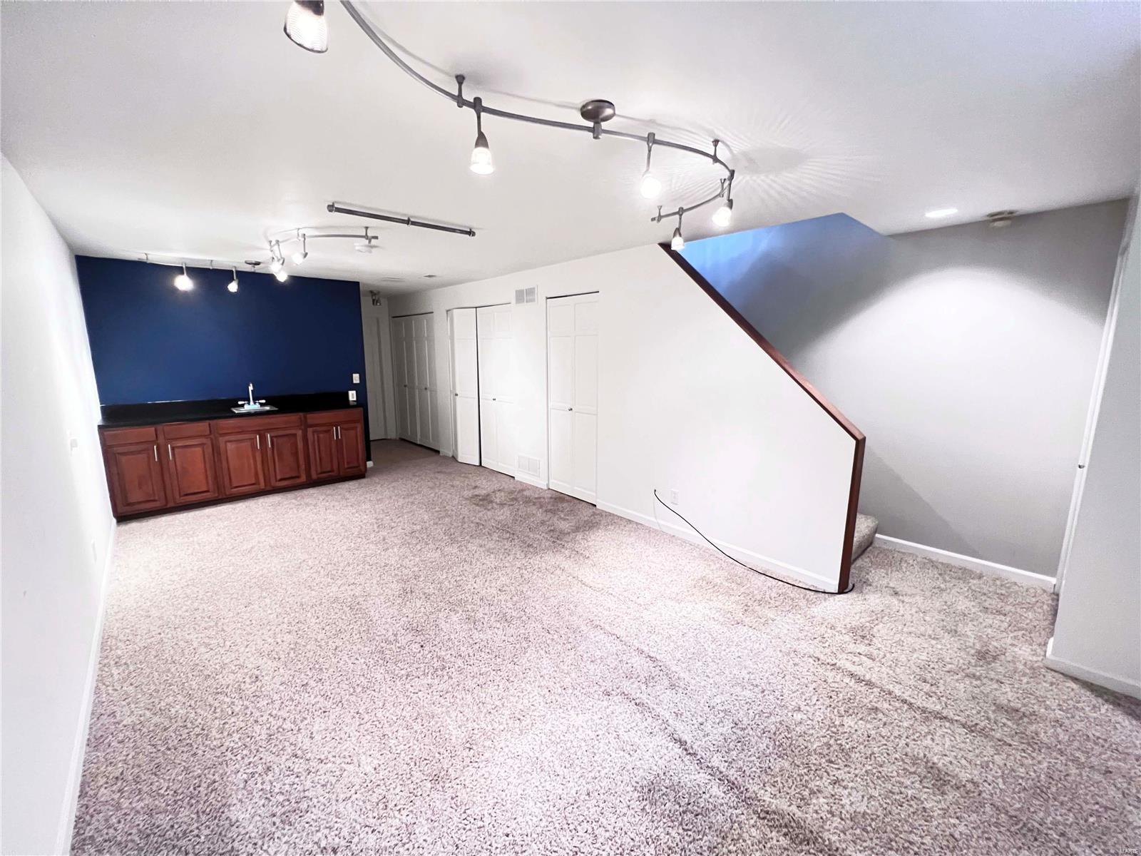 Laclede East - Residential