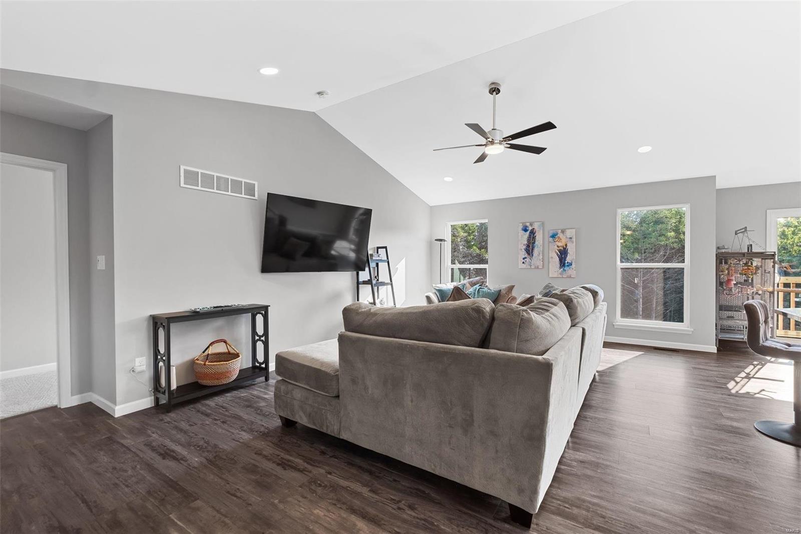 Oaks At Lexington #4 - Residential