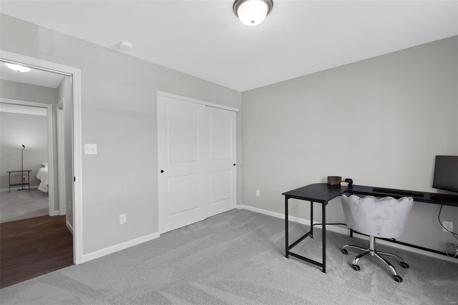 Oaks At Lexington #4 - Residential