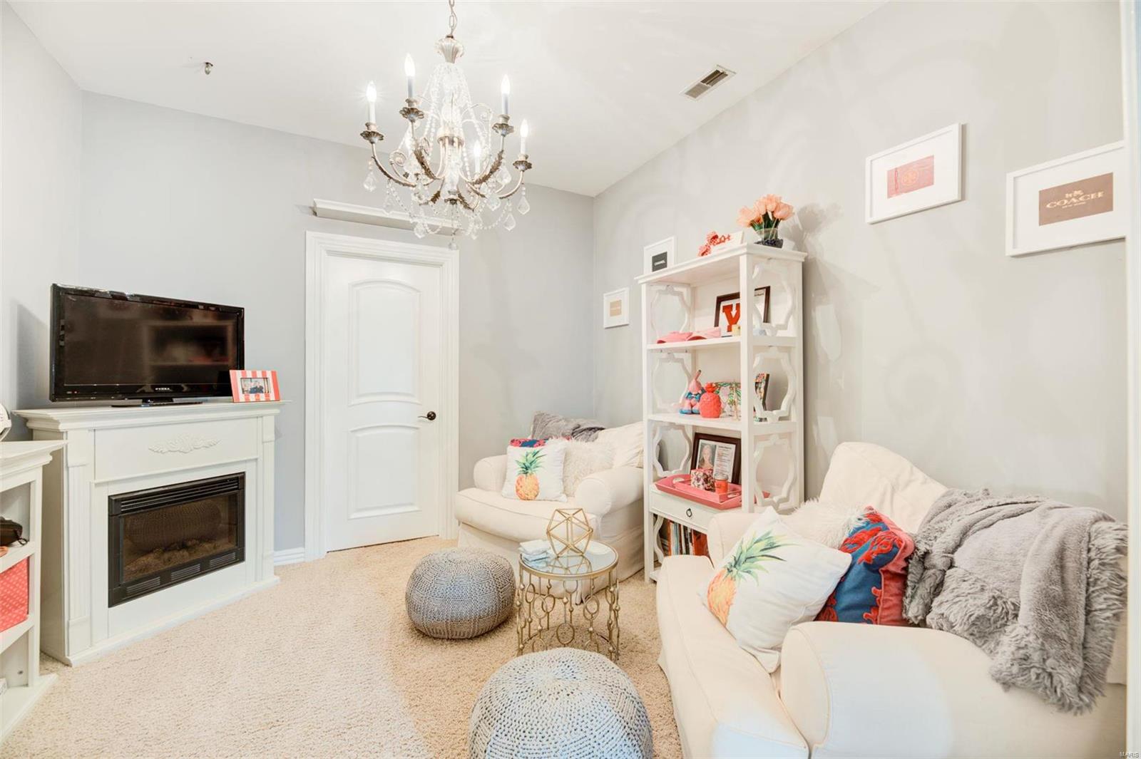 Ladue Pines 4 - Residential