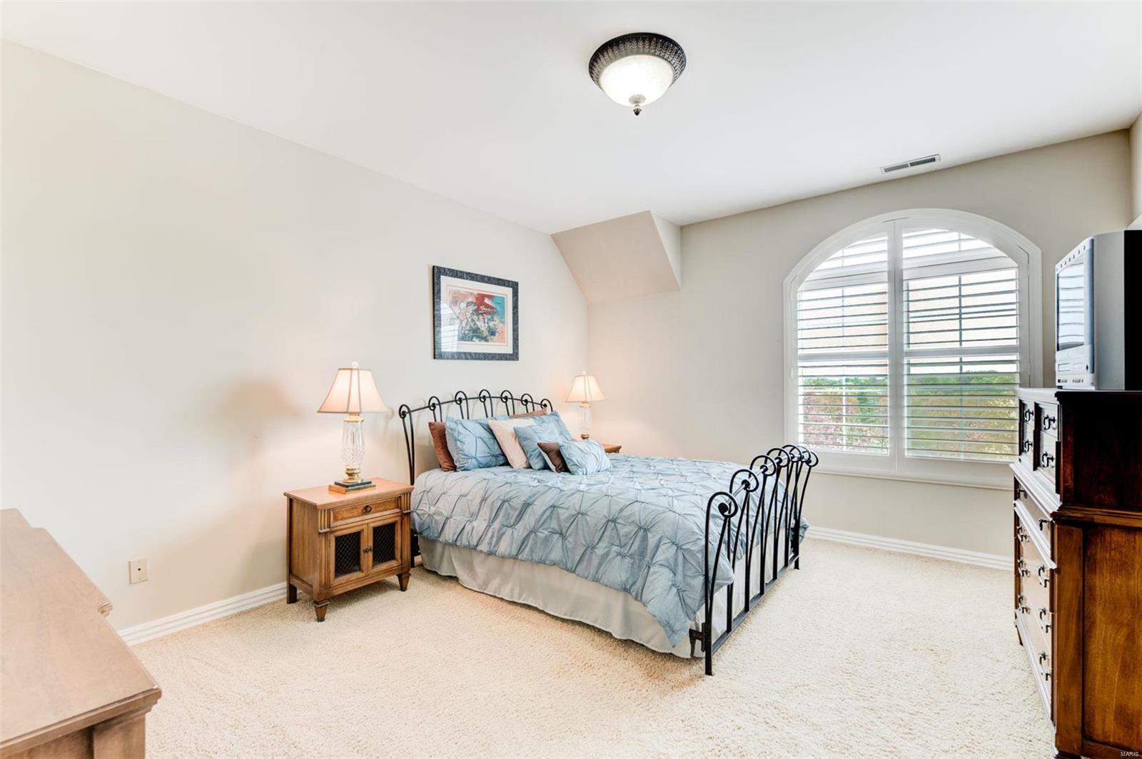 Ladue Pines 4 - Residential