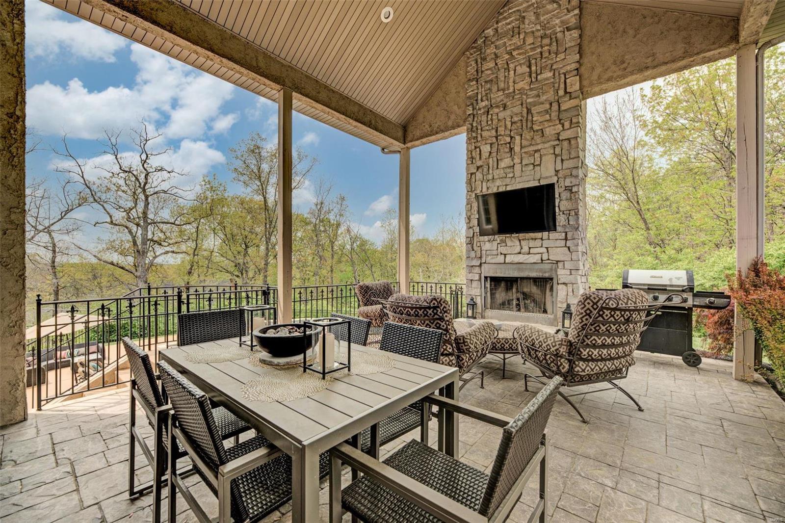 Ladue Pines 4 - Residential