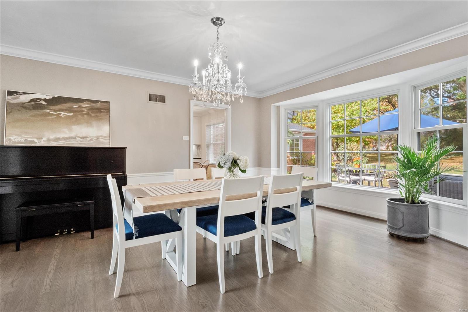 Outer Ladue Drive - Residential