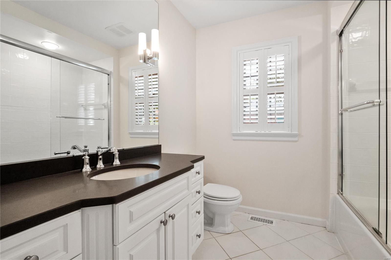 Outer Ladue Drive - Residential