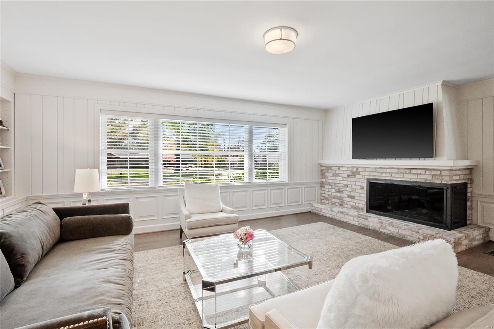 Outer Ladue Drive - Residential