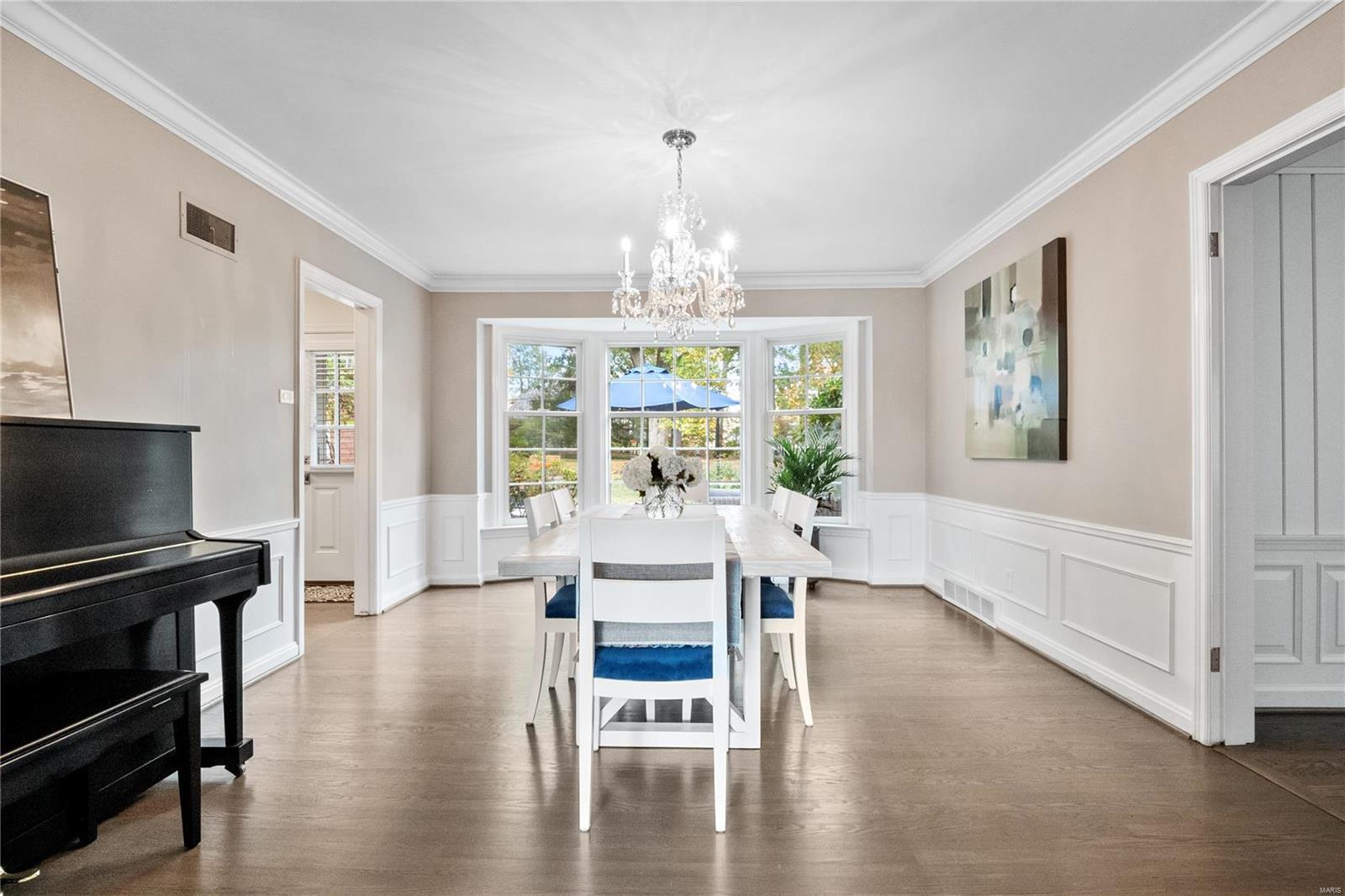 Outer Ladue Drive - Residential