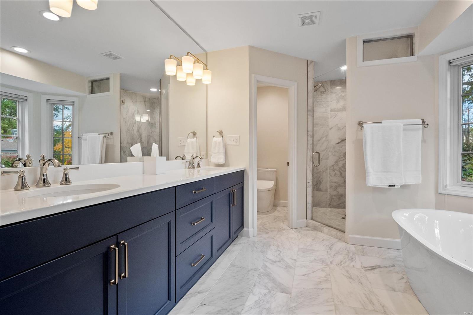 Outer Ladue Drive - Residential