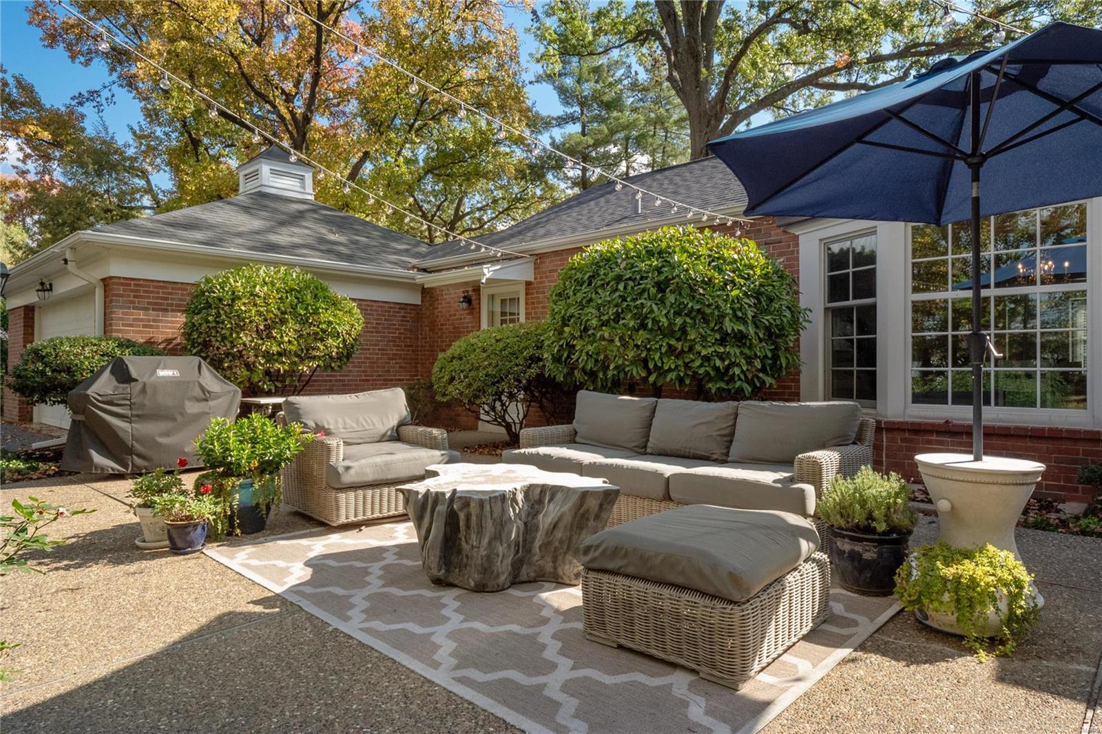 Outer Ladue Drive - Residential