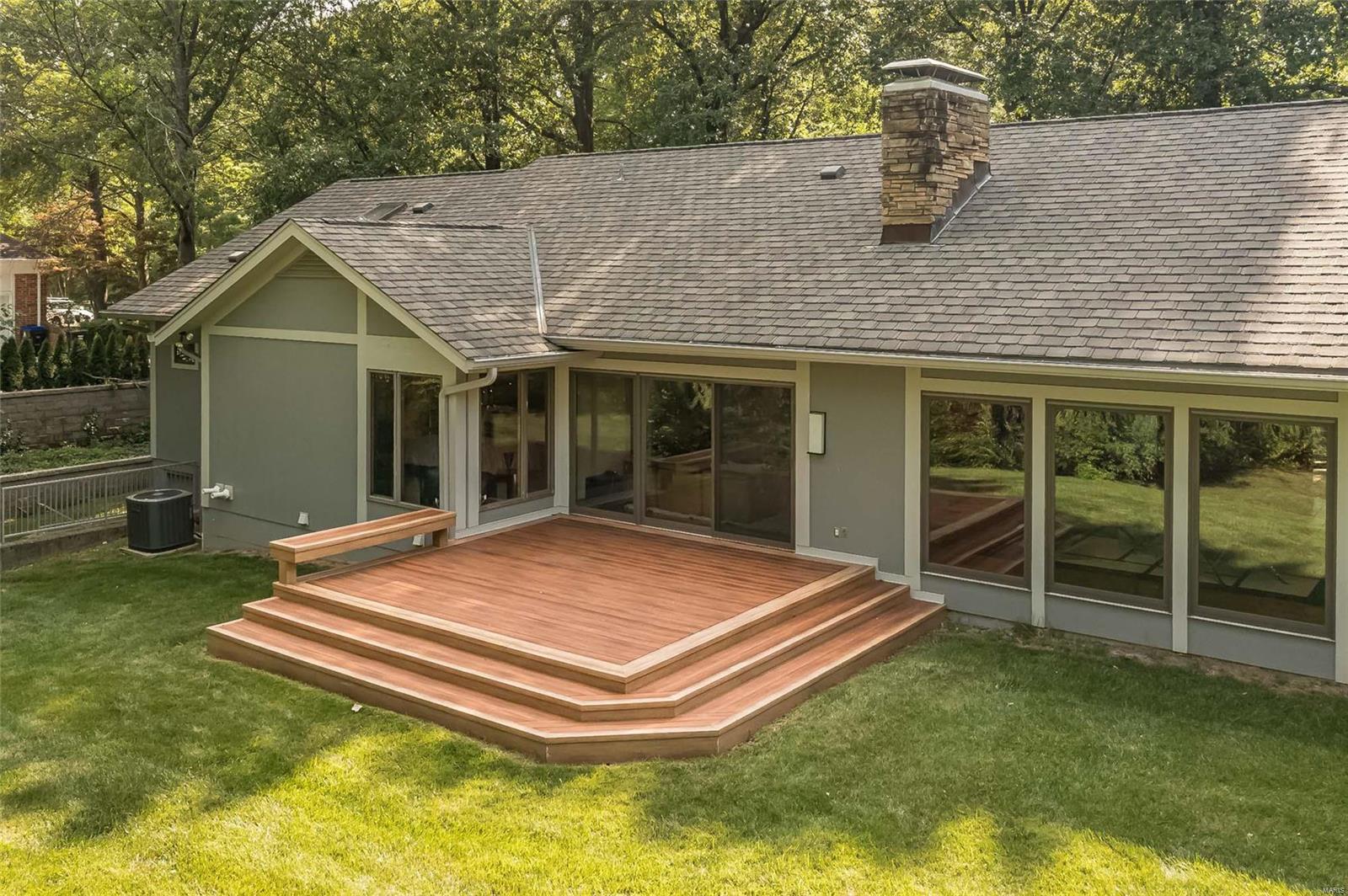 Frontenac Woods - Residential