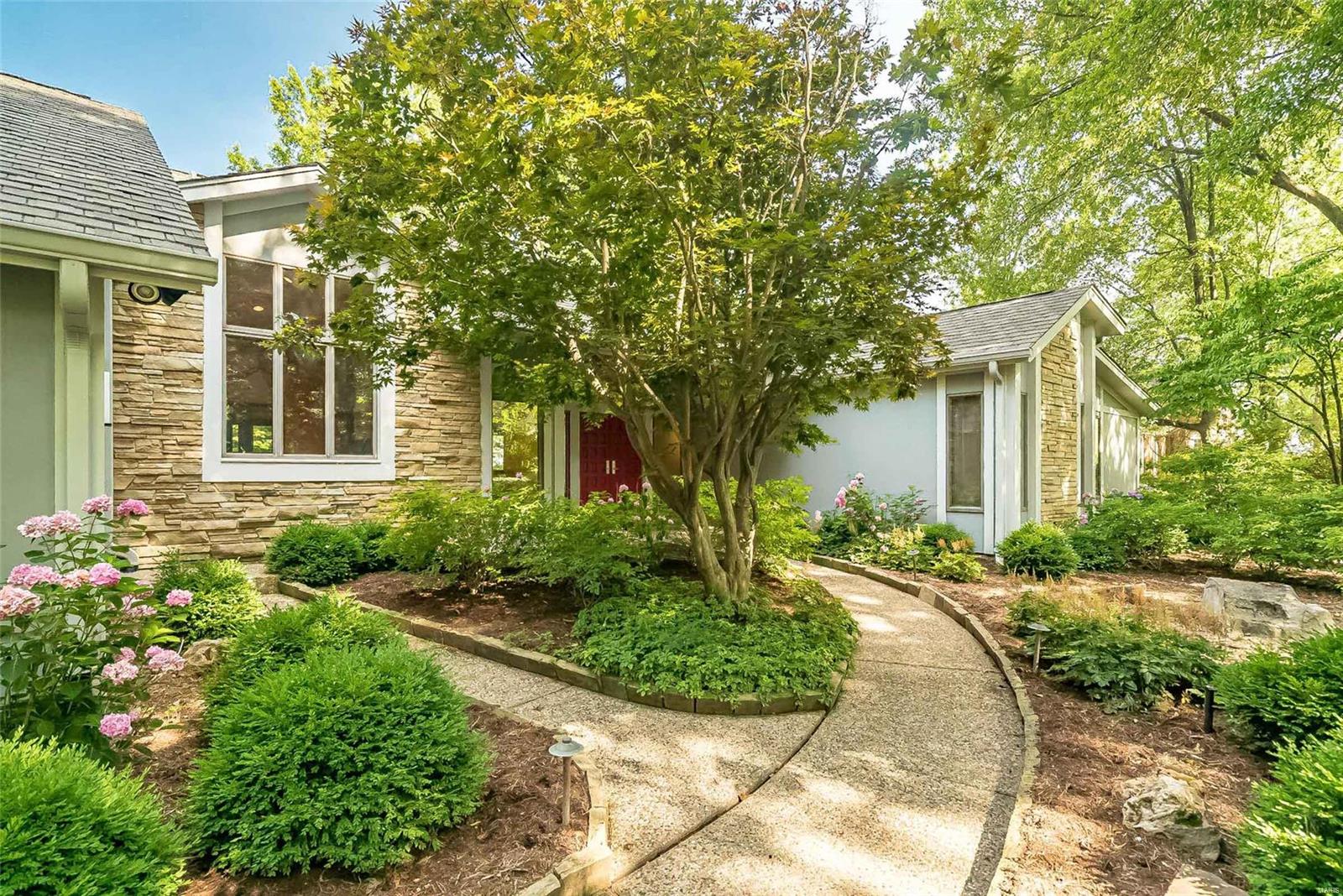 Frontenac Woods - Residential