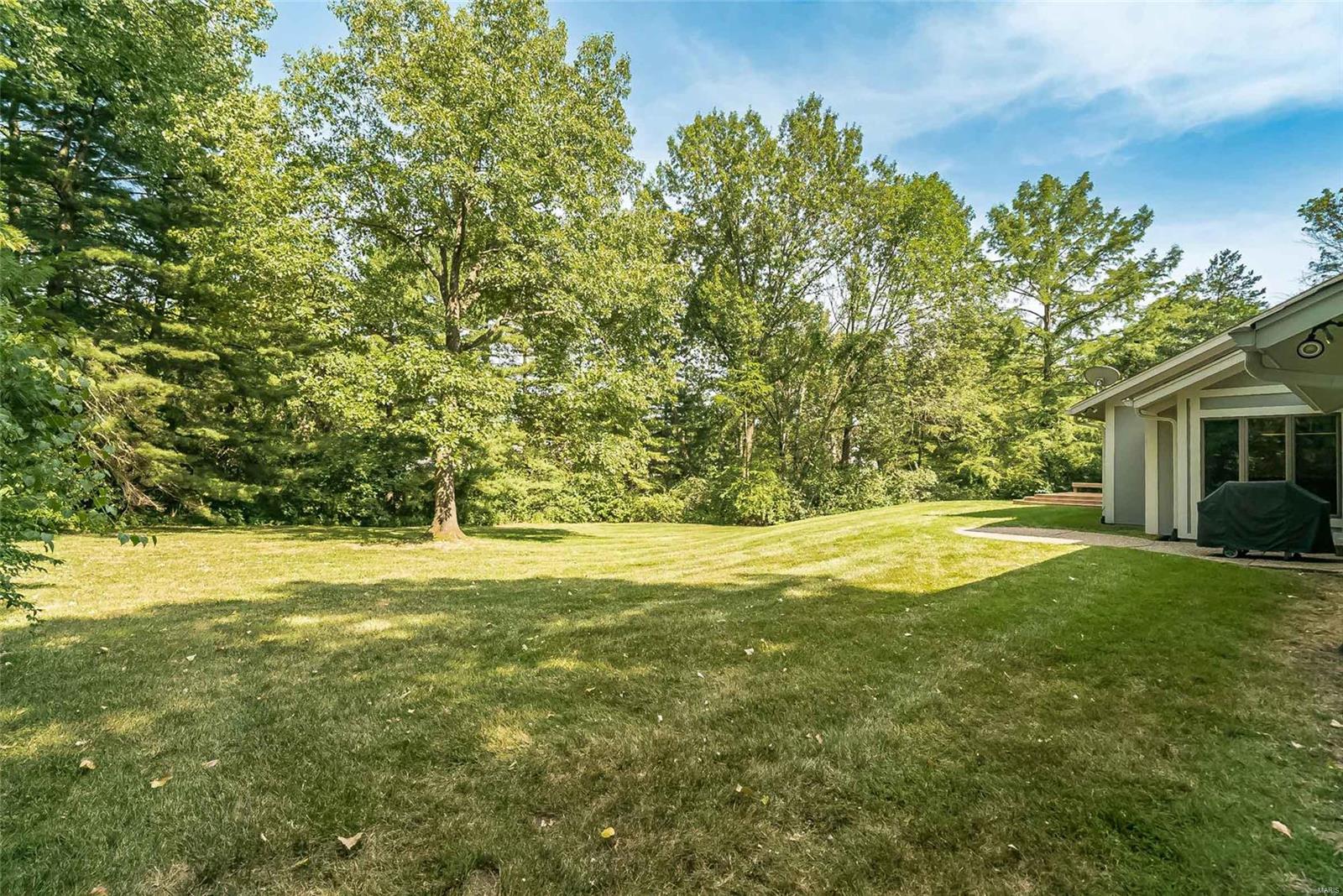 Frontenac Woods - Residential