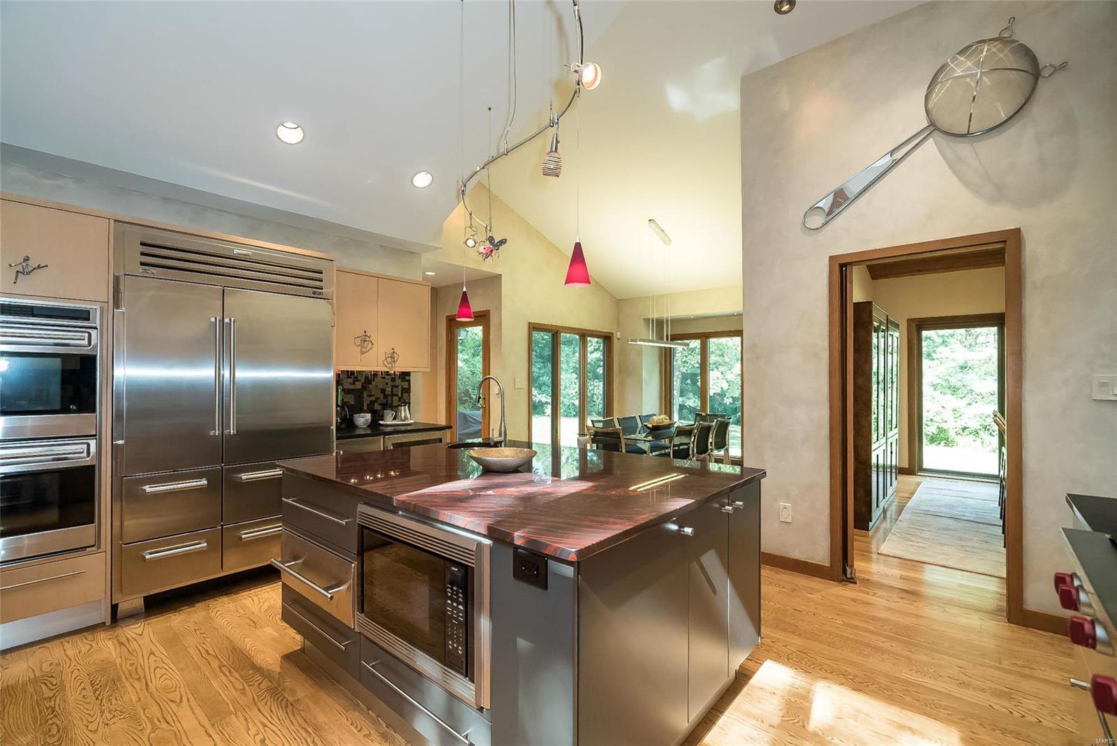 Frontenac Woods - Residential