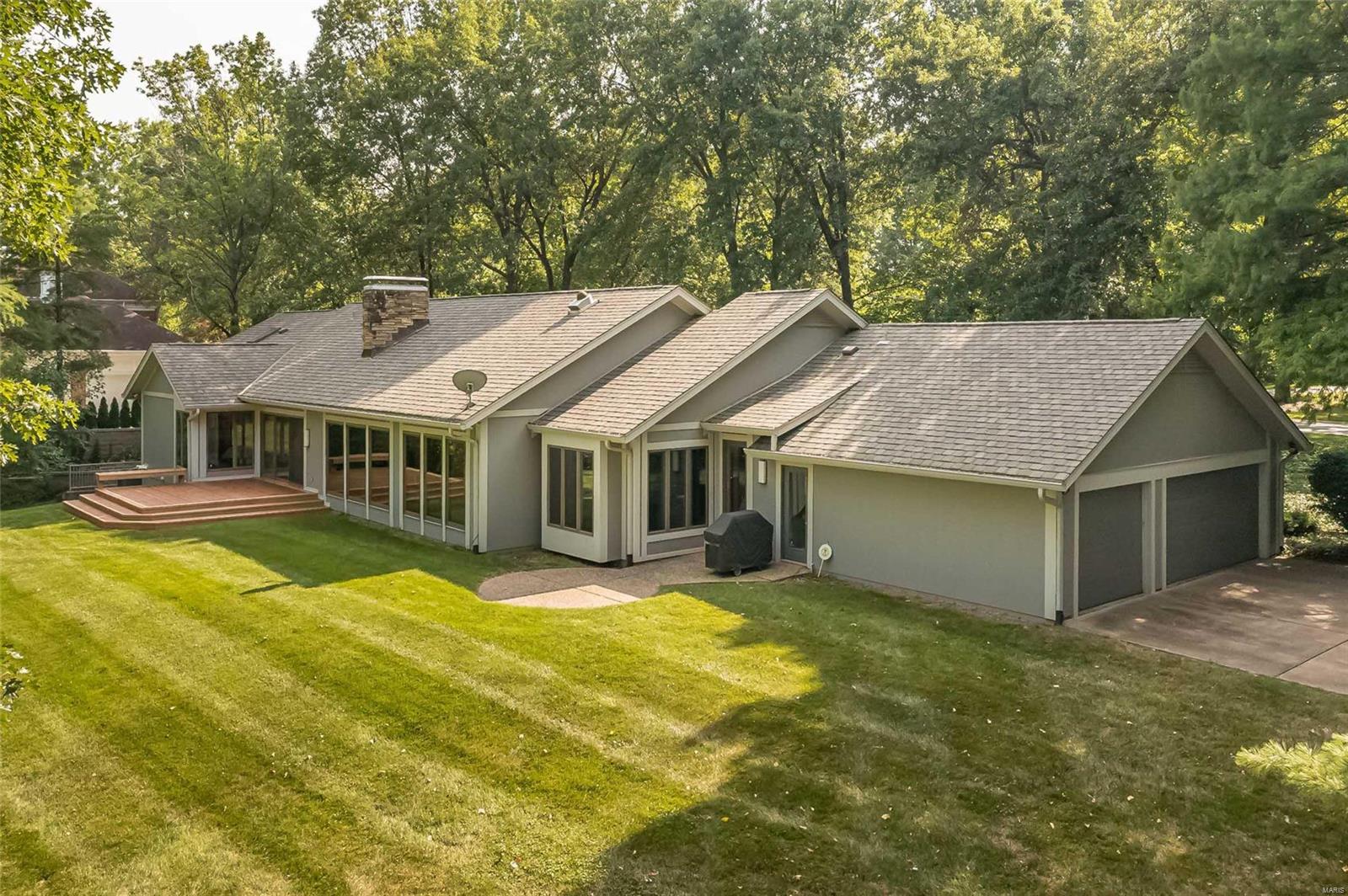 Frontenac Woods - Residential