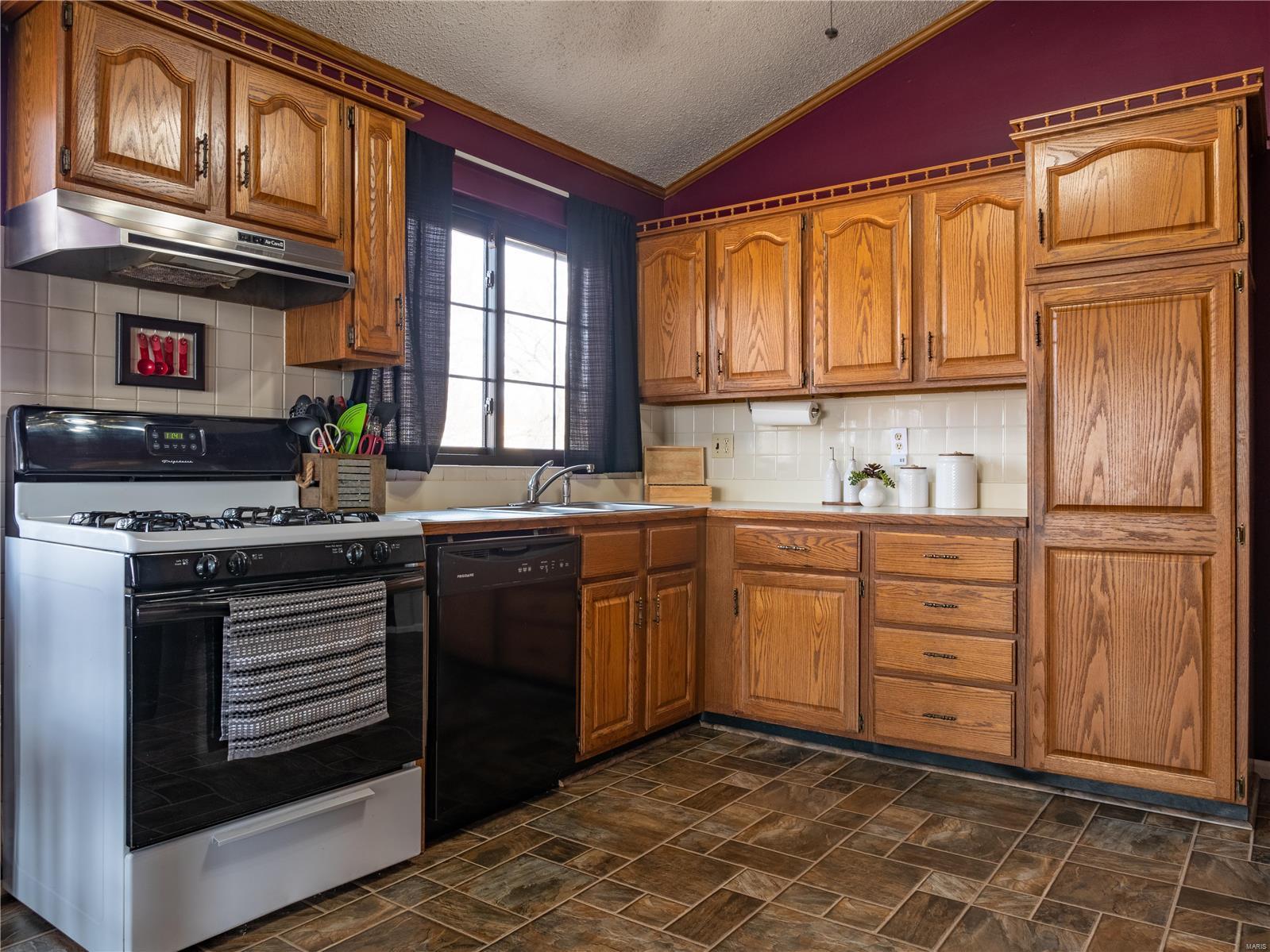 Flamingo Oaks - Residential