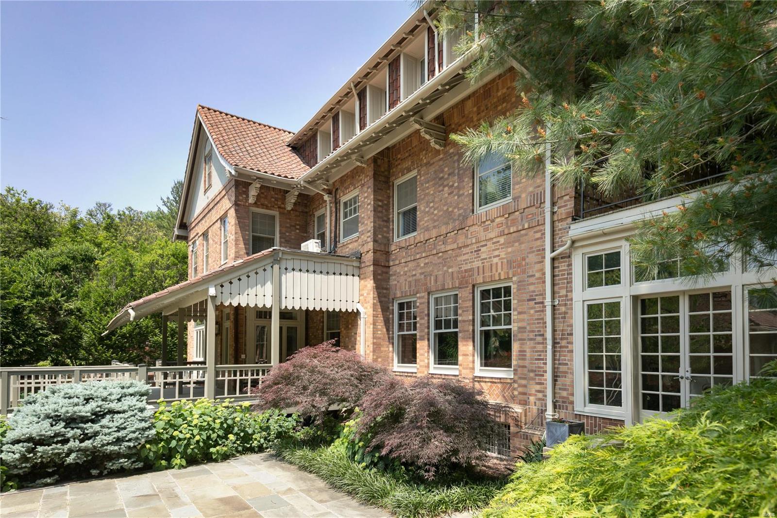 Portland Place - Residential