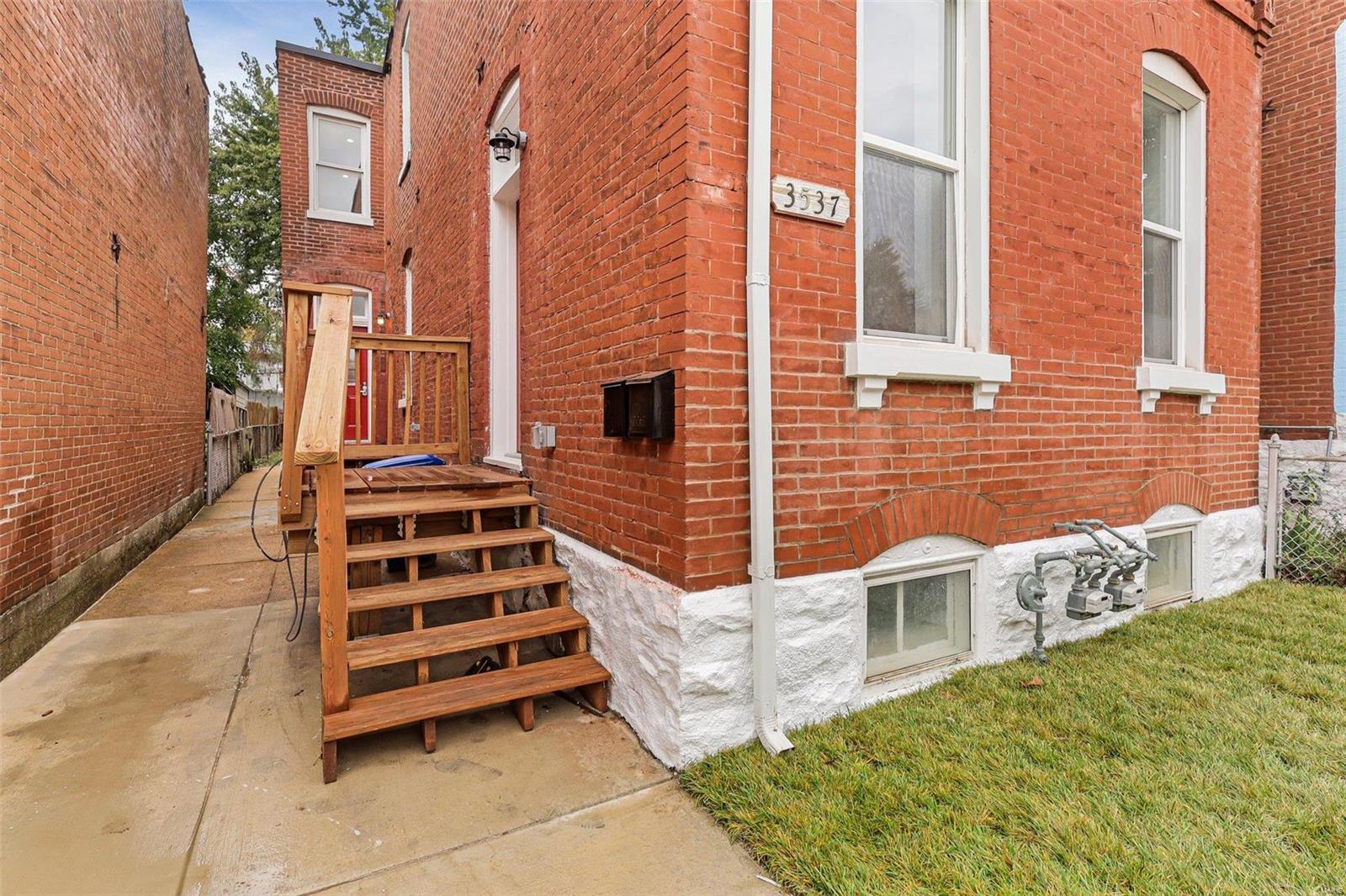 Kaysers Add - Residential Income