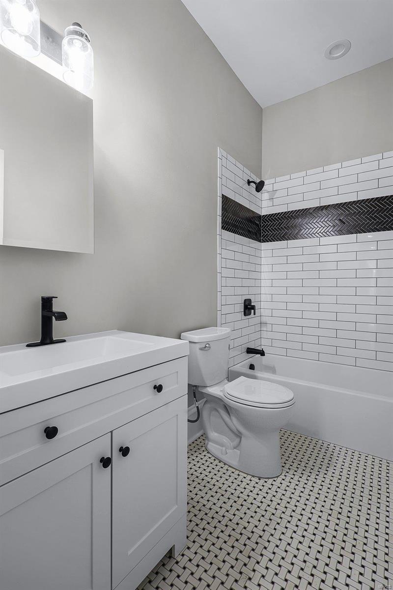 Kaysers Add - Residential Income